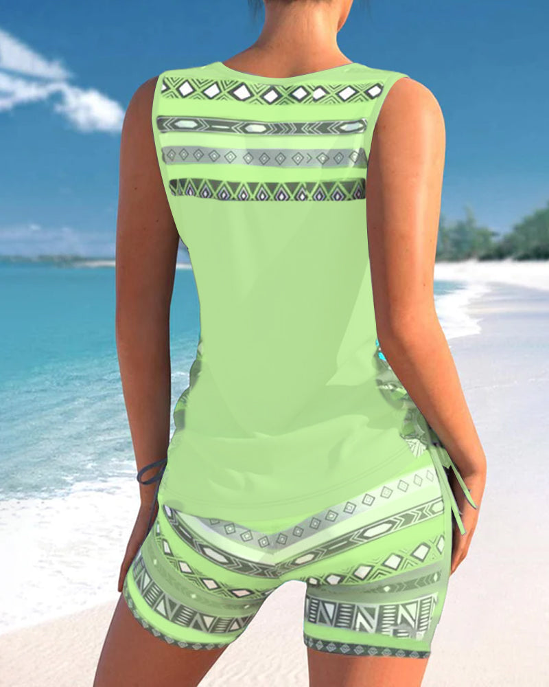Engström™ | Tankini med geometriskt mönster och V-ringning