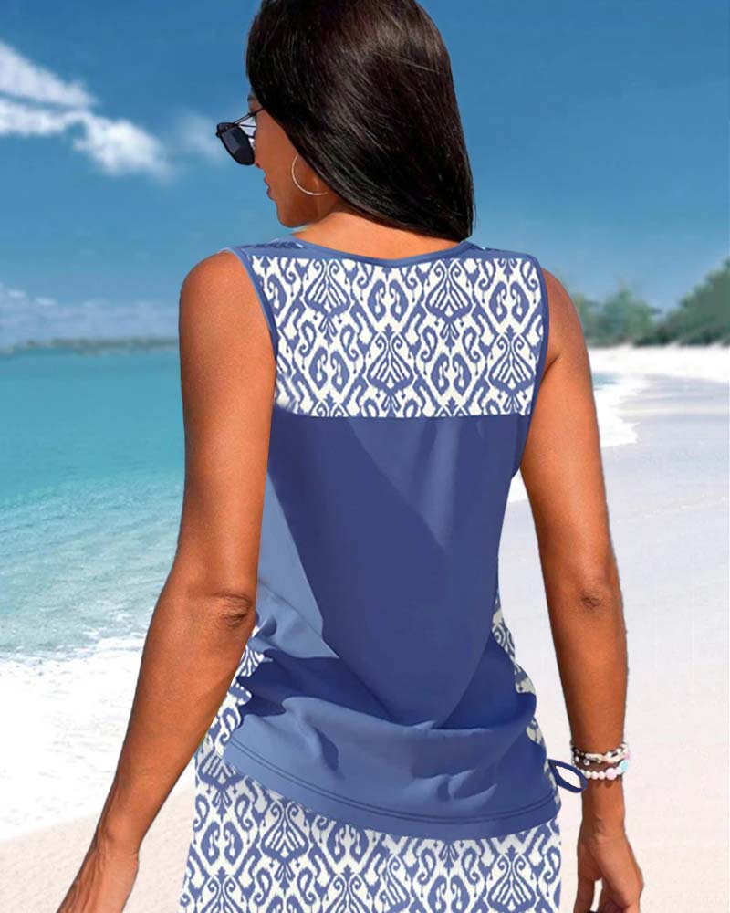 Engström™ | Tankini med geometriskt mönster och V-ringning