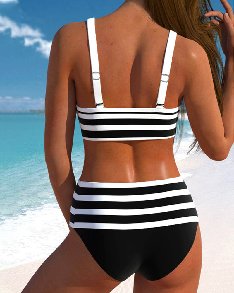 Juni™ | Bikini med hög midja och ränder