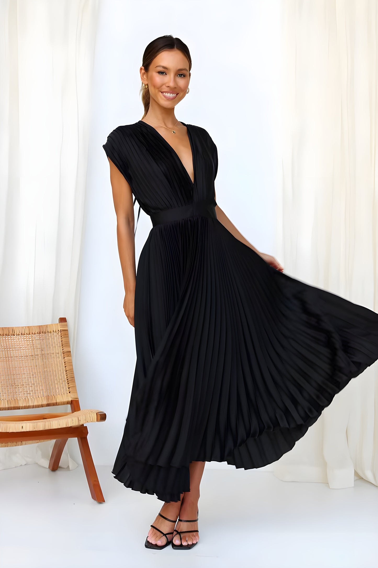 Sirelia™ - Elegant plisserad klänning